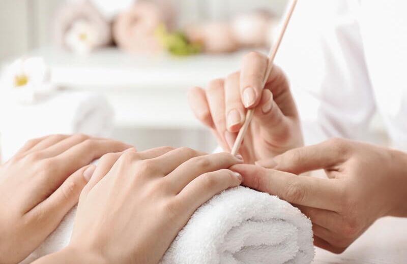 Gepflegte Hände machen einen besseren Eindruck: Manicure in Aarau